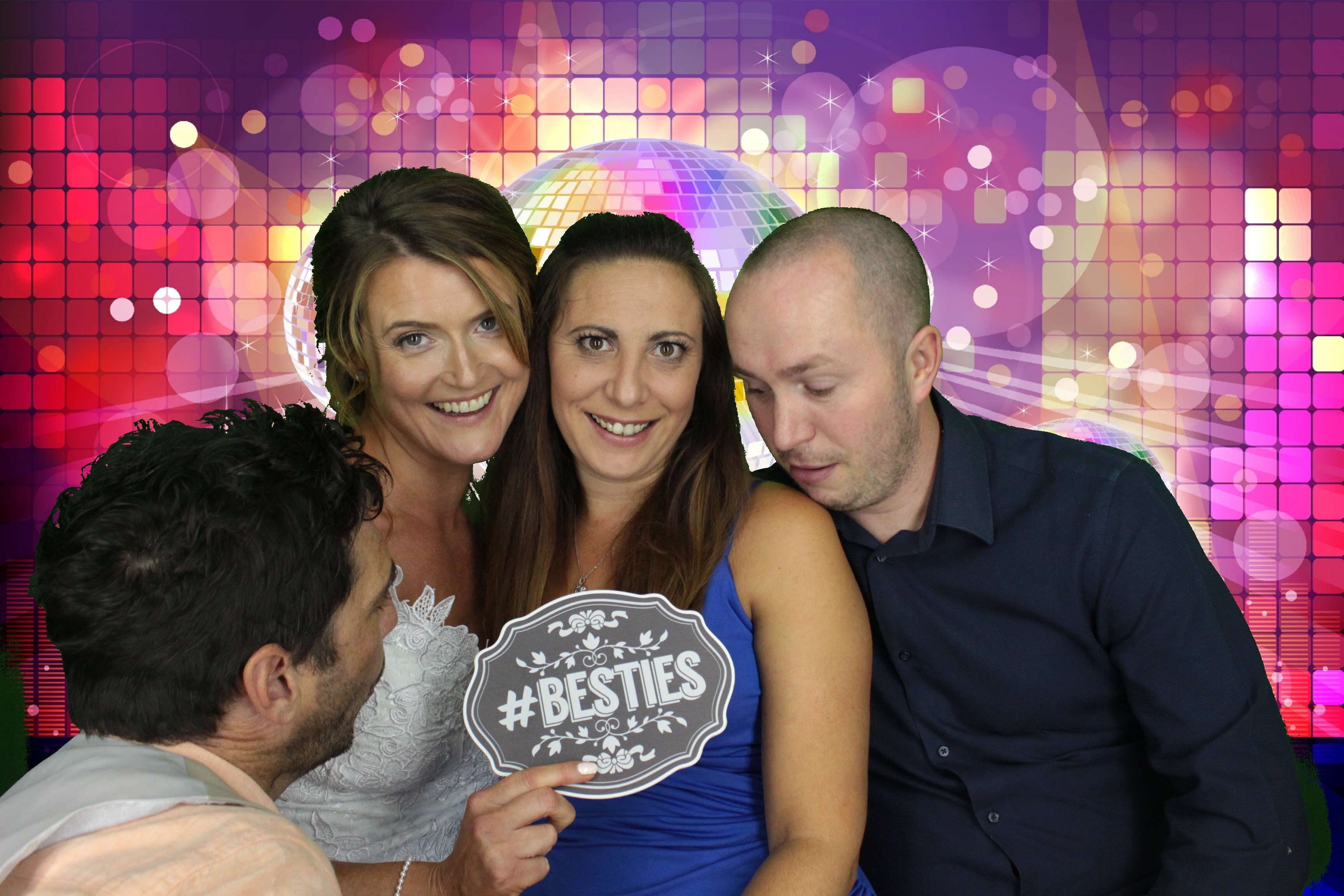 Scott & Tammy's Wedding | View more photos from the event at gallery.myphotoboothexperience.co.uk/u/MyPhotoBoothExperienceLtd/Scott-Tammys-Wedding